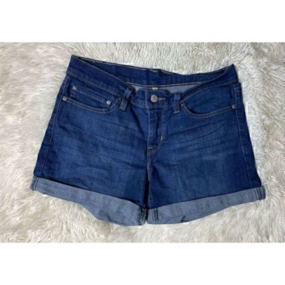 EUC Women’s Dark Blue Levi’s Jean Shorts Size 27